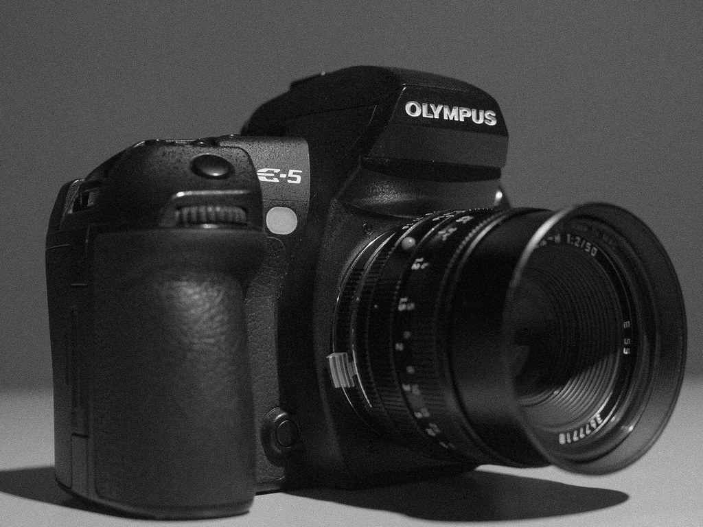 Olympus E-5